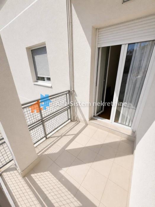 Četvorosoban stan za izdavanje, Dedinje, Beograd, 95m², 2.000 €/mes