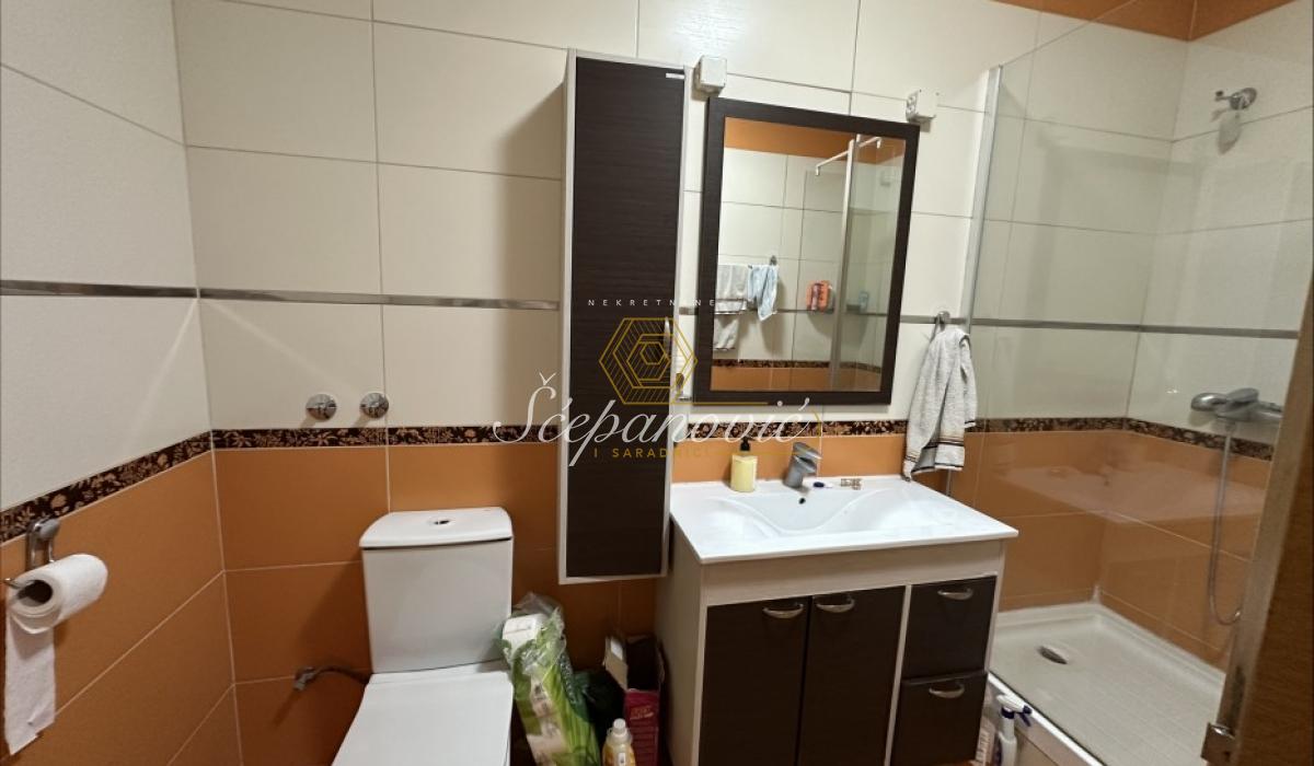 lokali-izdavanje-beograd-pDkak6a27r Četvorosoban stan na prodaju, Liman 3, Novi Sad, 127m², 420.000 €