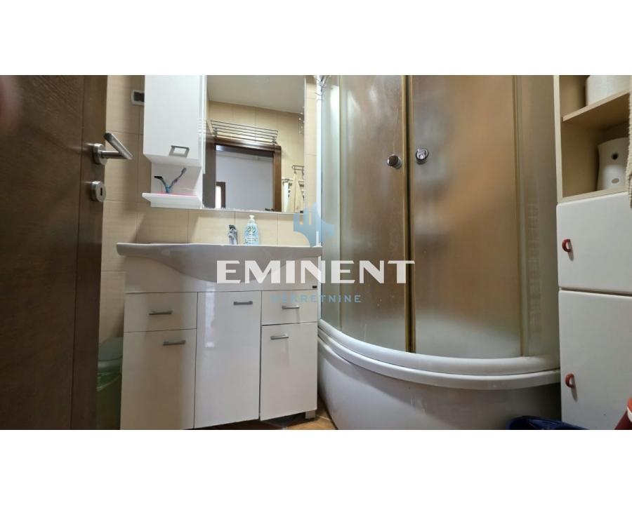 lokali-izdavanje-uRirWz0tAl Dvosoban stan na prodaju, Centar, Beograd, 61m², 375.150 €