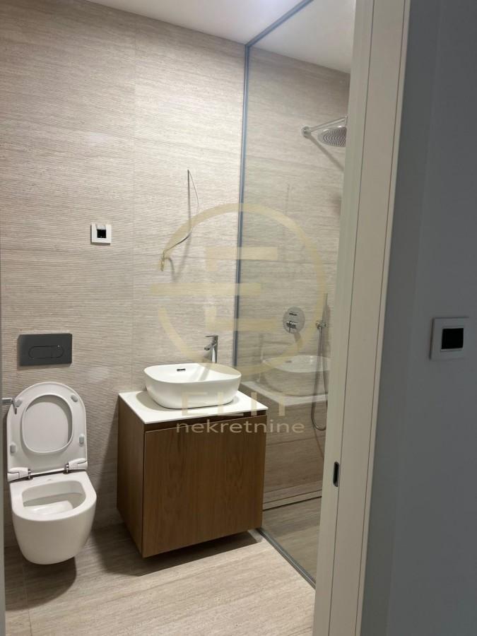 lokali-izdavanje-xdq16B7At9 Lokal Izdavanje Novi Sad 112 m2