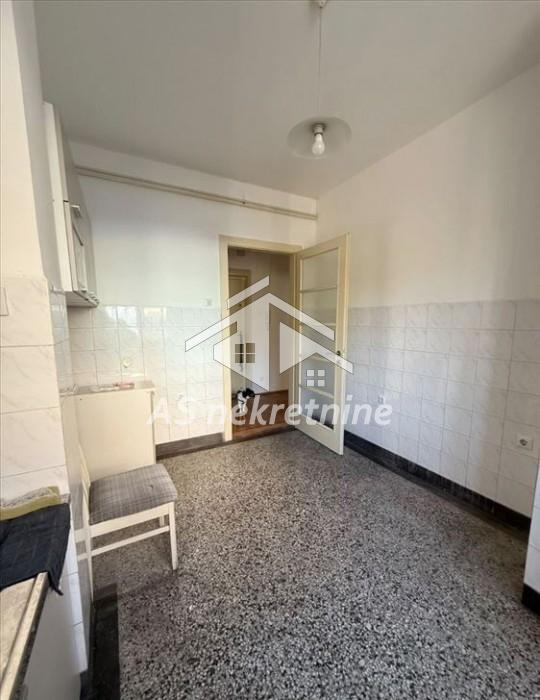 Stan Izdavanje Beograd Pravni Fakultet - Vračar 80 m2