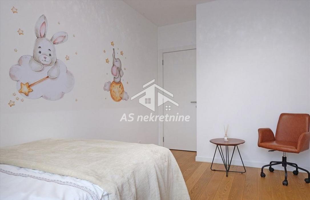 Trosoban stan za izdavanje, Kneza Miloša, Beograd, 89m², 2.500 €/mes