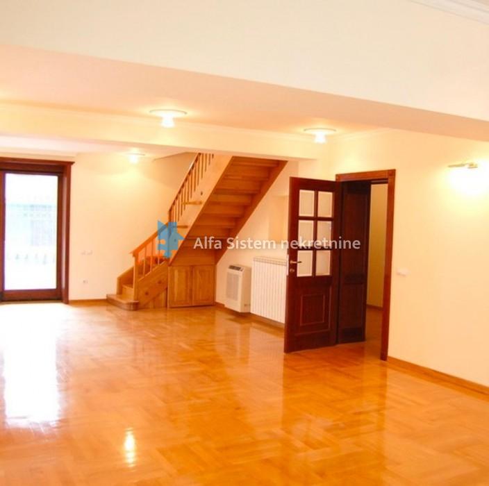 Stan Izdavanje Beograd Dedinje 250 m2