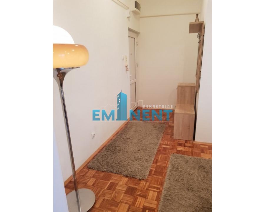 Dvosoban stan za izdavanje, Sava Kovačević, Beograd, 56m², 500 €/mes