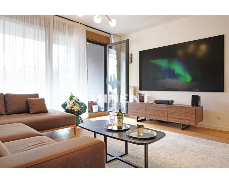 Stan Izdavanje Beograd Centar (Čukarica) 89 m2