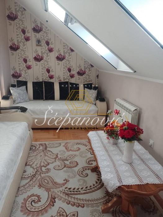 Stan Prodaja Novi Sad  42 m2