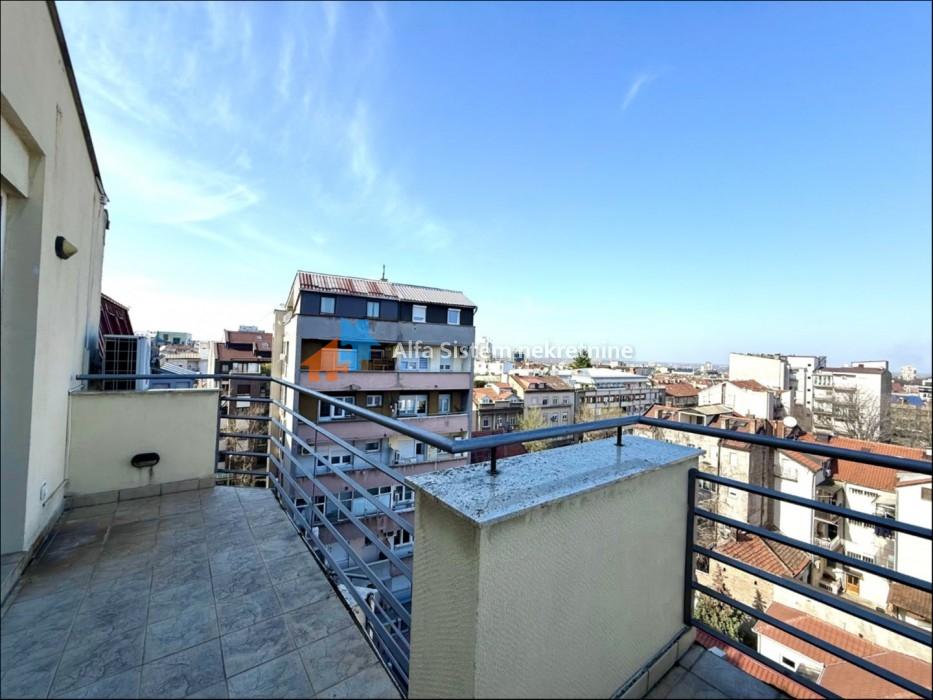 lokali-prodaja-beograd-ma66wGAyCe Višesoban stan za izdavanje, Kalenić Pijaca, Beograd, 207m², 2.200 €/mes