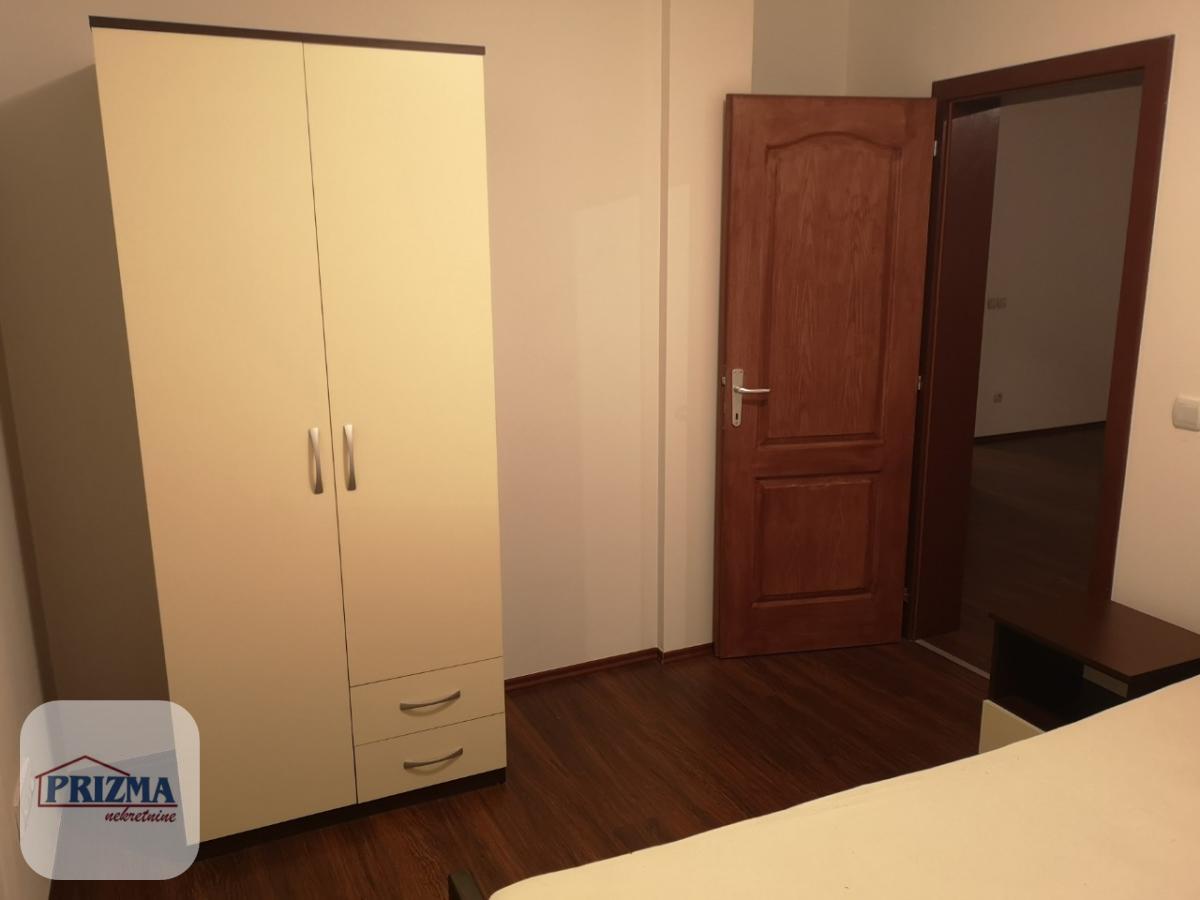 Dvosoban stan za izdavanje, Centar, Paraćin, 57m², 300 €/mes