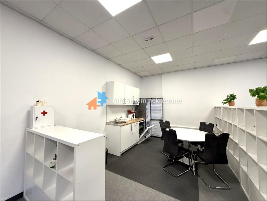 Lokal Izdavanje Beograd Lokal Izdavanje Beograd Blok 11c - Stari Merkator 230 m2
