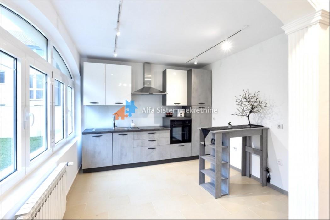 Kuća Izdavanje Beograd Kuća Izdavanje Beograd 417 m2