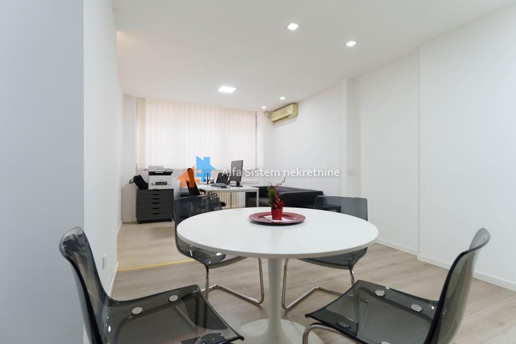 Lokal Izdavanje Beograd Blok 34 - Studentski Grad 137 m2