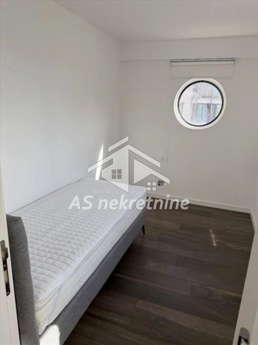 Četvorosoban stan za izdavanje, Beograd na Vodi, Beograd, 80m², 5. sprat, 1.850 €/mes