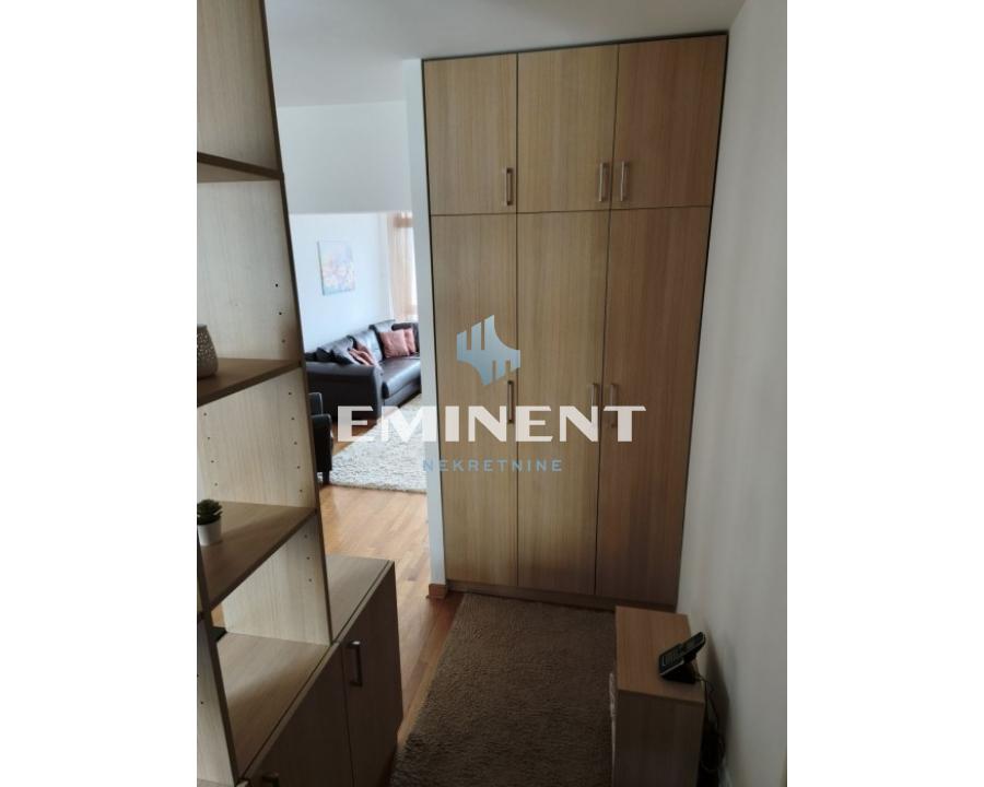 nekretnine-izdavanje-eOC61hqrgd Stan Izdavanje Beograd Blok 70a 72 m2