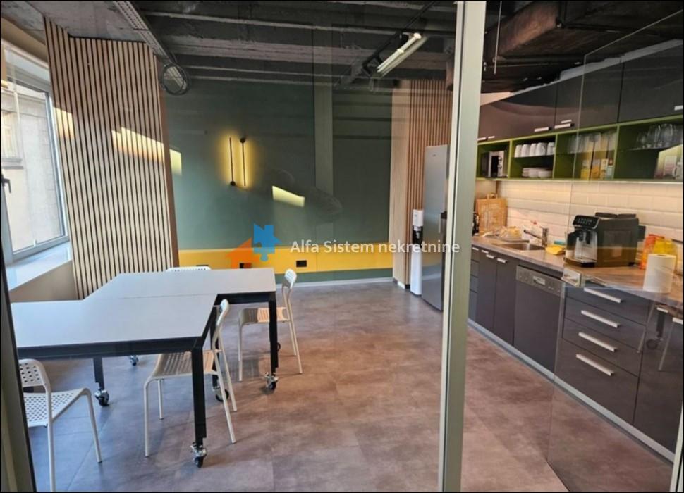 nekretnine-prodaja-ZtZgCC3rdG Lokal za izdavanje, Trg Republike, Beograd, 300m², 3.700 €/mes