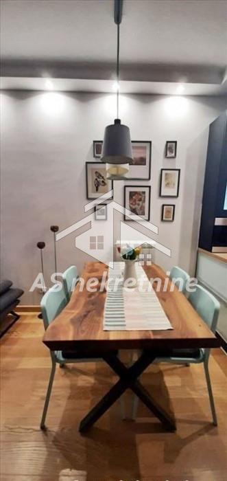 Stan Izdavanje Beograd Blok 65 54 m2