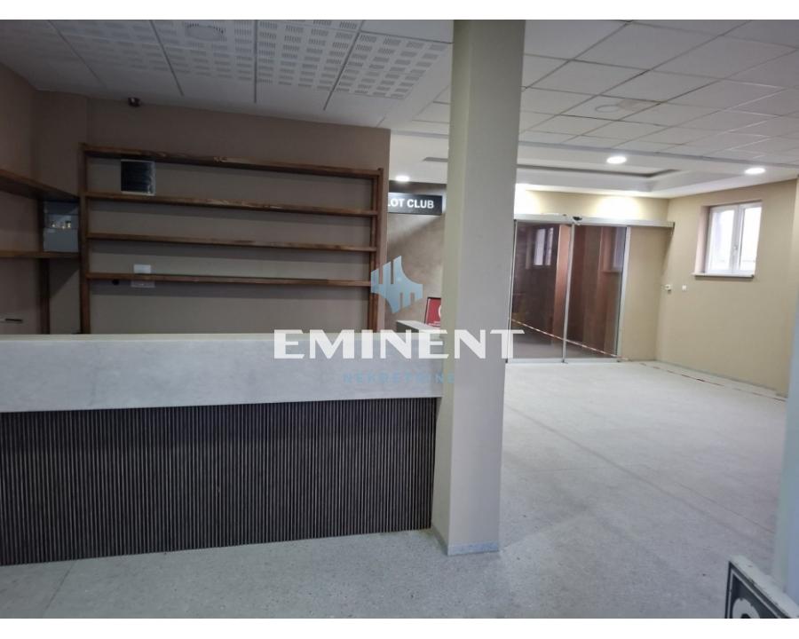 Lokal Izdavanje Beograd Ledine 400 m2