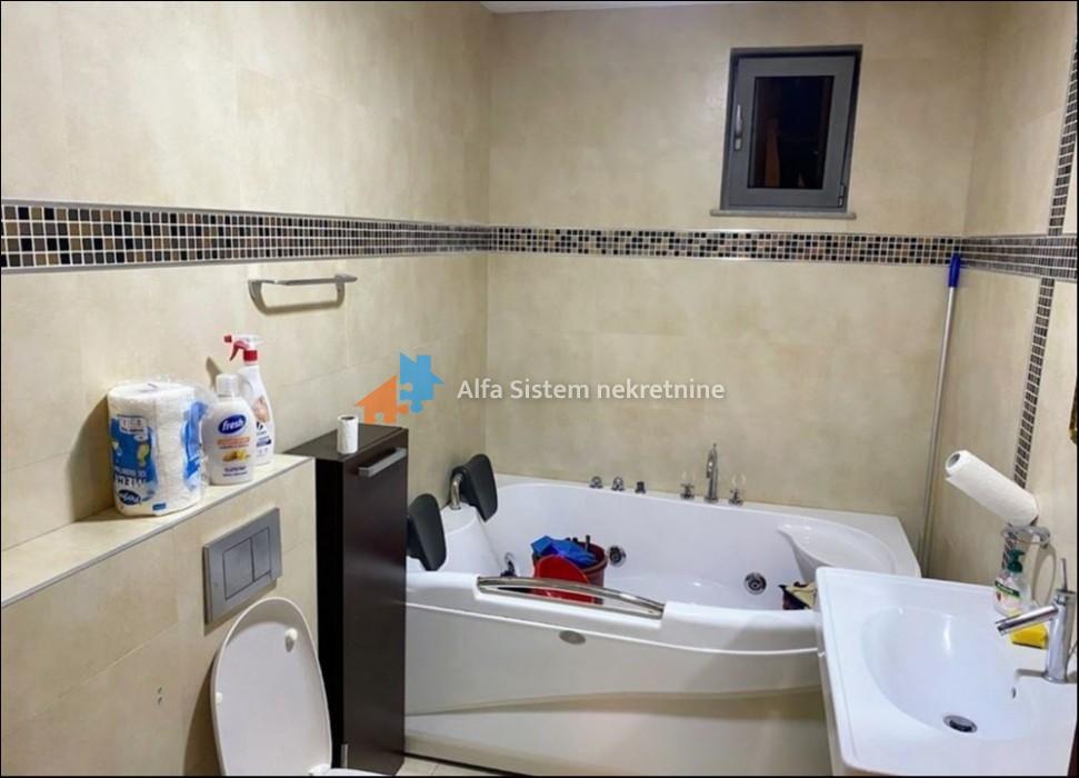 nekretnine-prodaja-beograd-xAFEb2UPjE Lokal za izdavanje, Autokomanda, Beograd, 150m², 1.600 €/mes