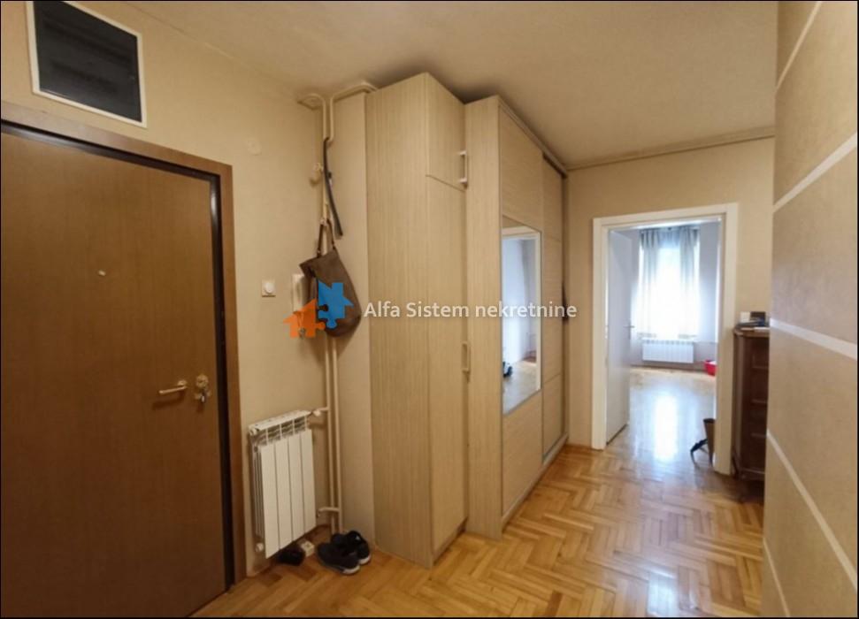 nekretnine-prodaja-ujsp6KUFX4 Četvorosoban stan za izdavanje, Denkova Bašta, Beograd, 100m², 1.000 €/mes