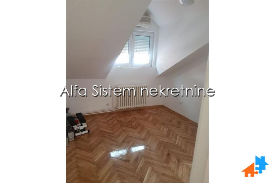Stan Izdavanje Beograd Bogoslovija 150 m2