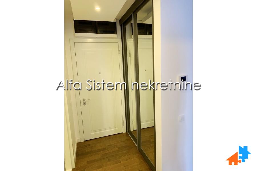 Dvosoban stan za izdavanje, Retenzija, Beograd, 45m², 5. sprat, 700 €/mes