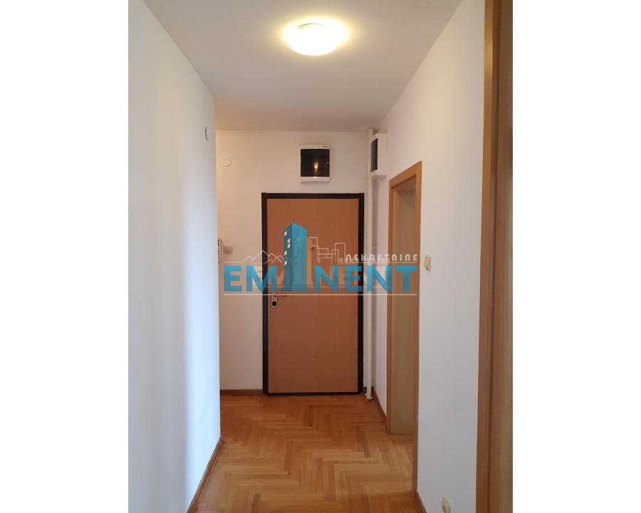 nekretnine_izdavanje_ekd86LvZ10 Trosoban stan za izdavanje, Blok 29, Beograd, 92m², 1.100 €/mes