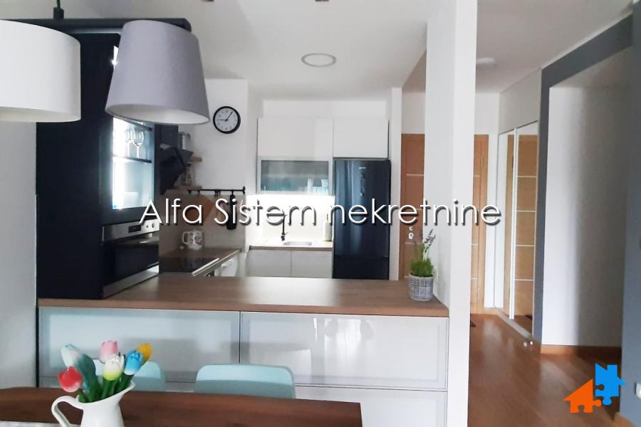 Stan Izdavanje Beograd Blok 65 54 m2