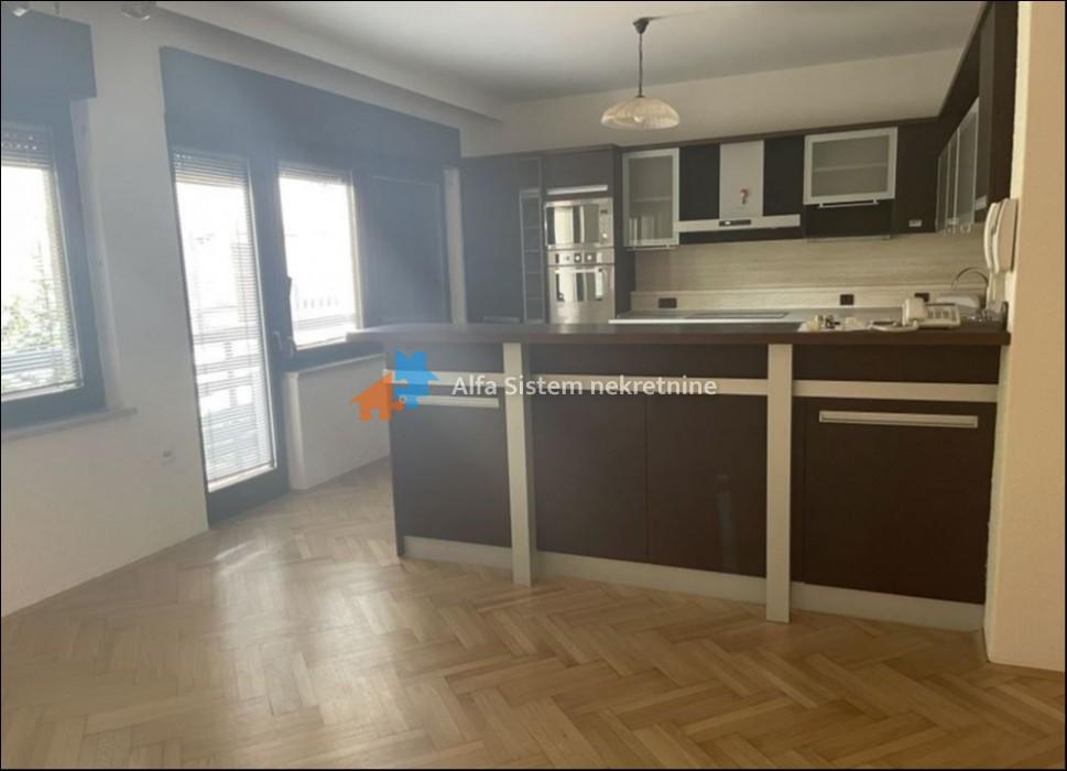 Kuća Izdavanje Beograd Kuća Izdavanje Beograd Voždovačka Crkva 360 m2