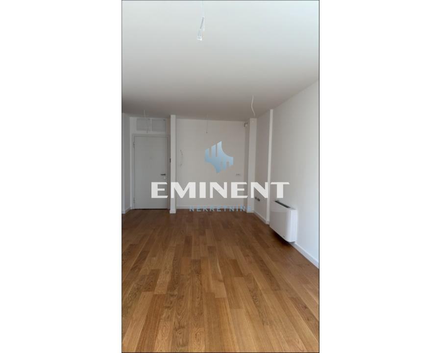 Lokal Izdavanje Beograd Lokal Izdavanje Beograd Banovo Brdo 56 m2