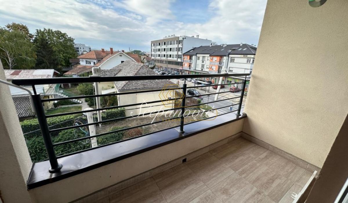 prodaja-kuca-RY5GpvfqoR Stan Prodaja Novi Sad 65 m2