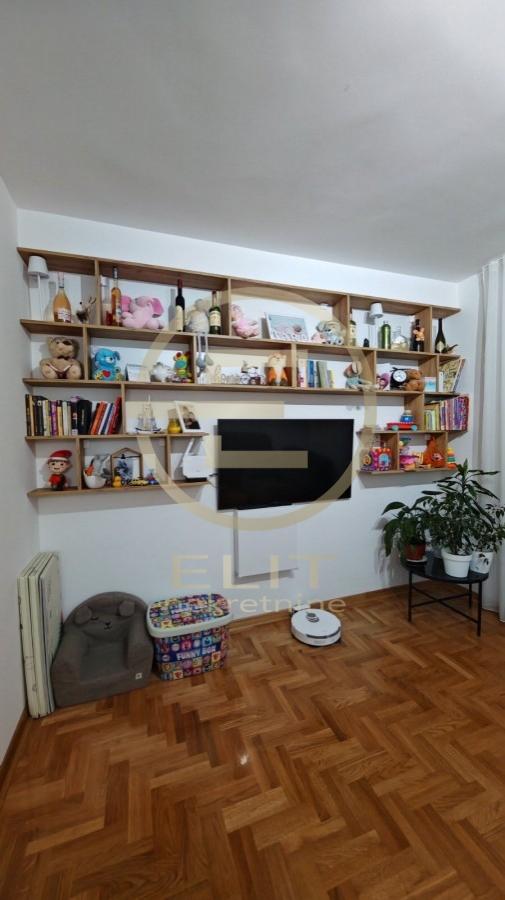 Stan Prodaja Novi Sad  42 m2