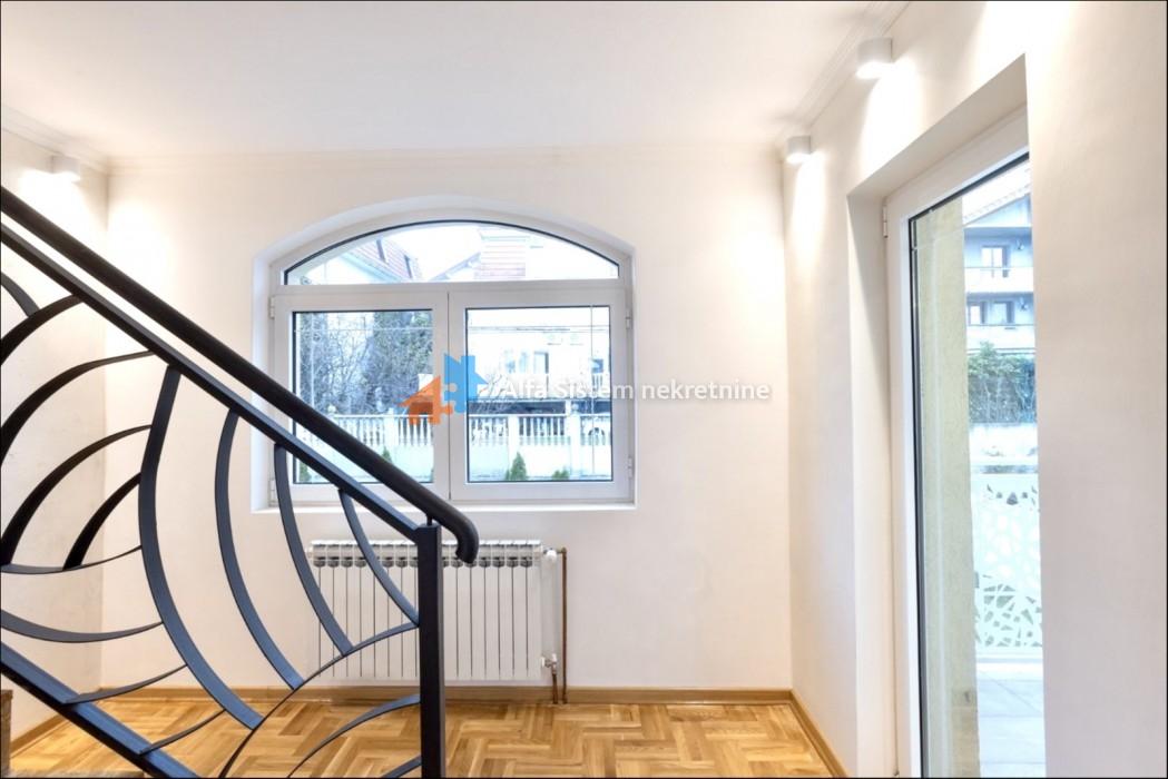 prodaja-kuca-zt7ZyqvpYd Kuća za izdavanje, Voždovac, Beograd, 417m², 3.000 €/mes