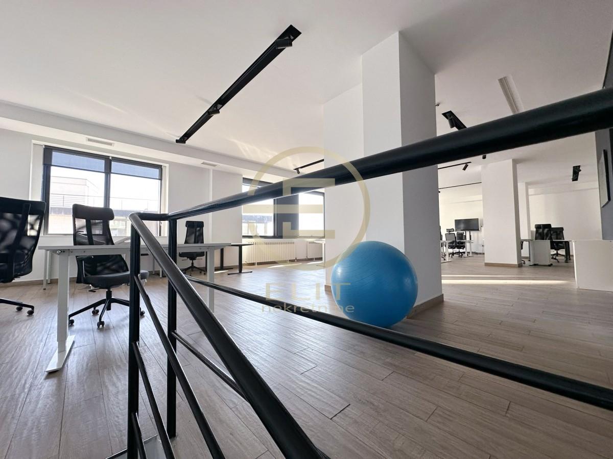 prodaja-lokala-La2hKM5SXc Lokal za izdavanje, Bulevar Oslobođenja, Novi Sad, 312m², 3.850 €/mes