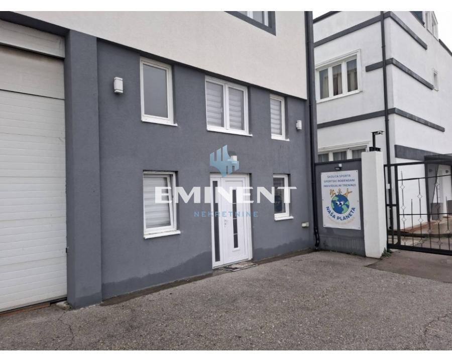 Lokal Izdavanje Beograd Ledine 400 m2