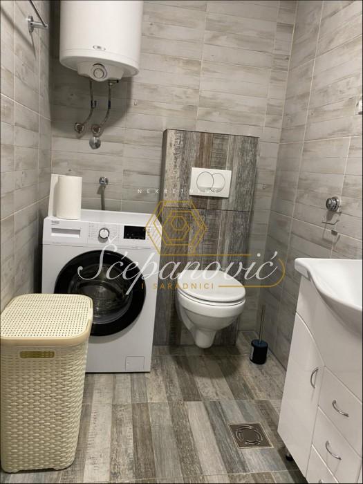 Stan Izdavanje Novi Sad  59 m2