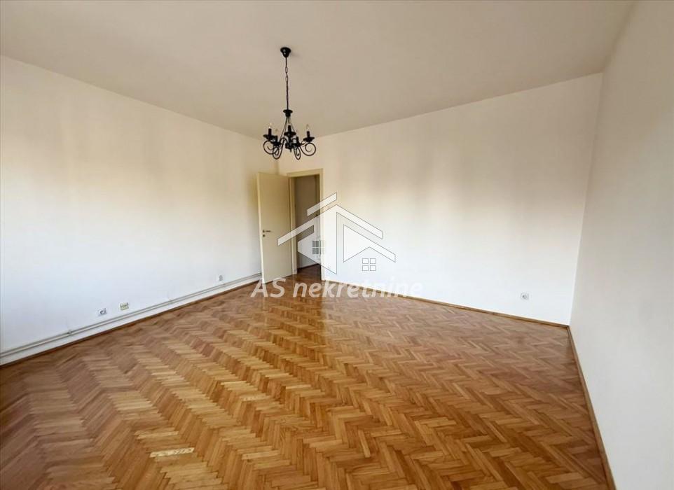 Stan Izdavanje Beograd Pravni Fakultet - Vračar 80 m2