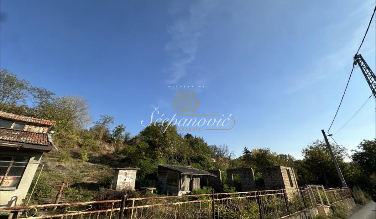 Plac Prodaja Novi Sad Plac Prodaja Novi Sad Vezirac 2670 m2