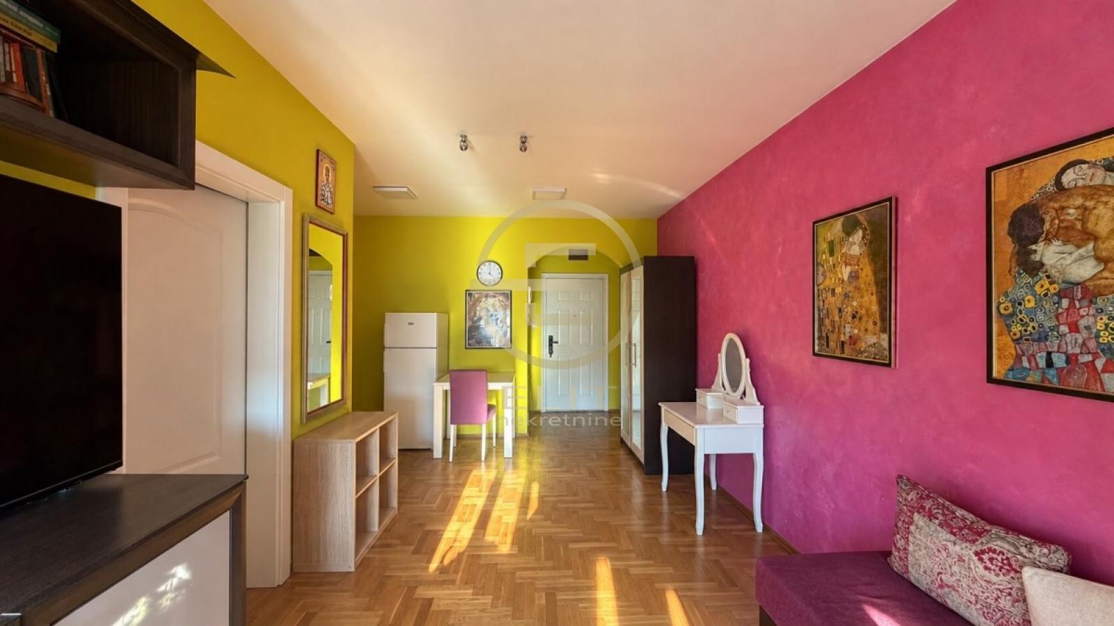 Stan Prodaja Novi Sad  39 m2
