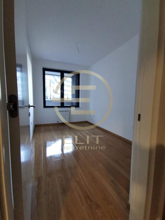 Stan Izdavanje Novi Sad  45 m2