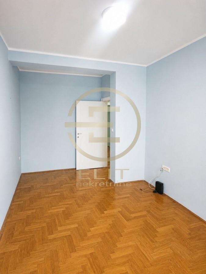 Stan Izdavanje Novi Sad  78 m2