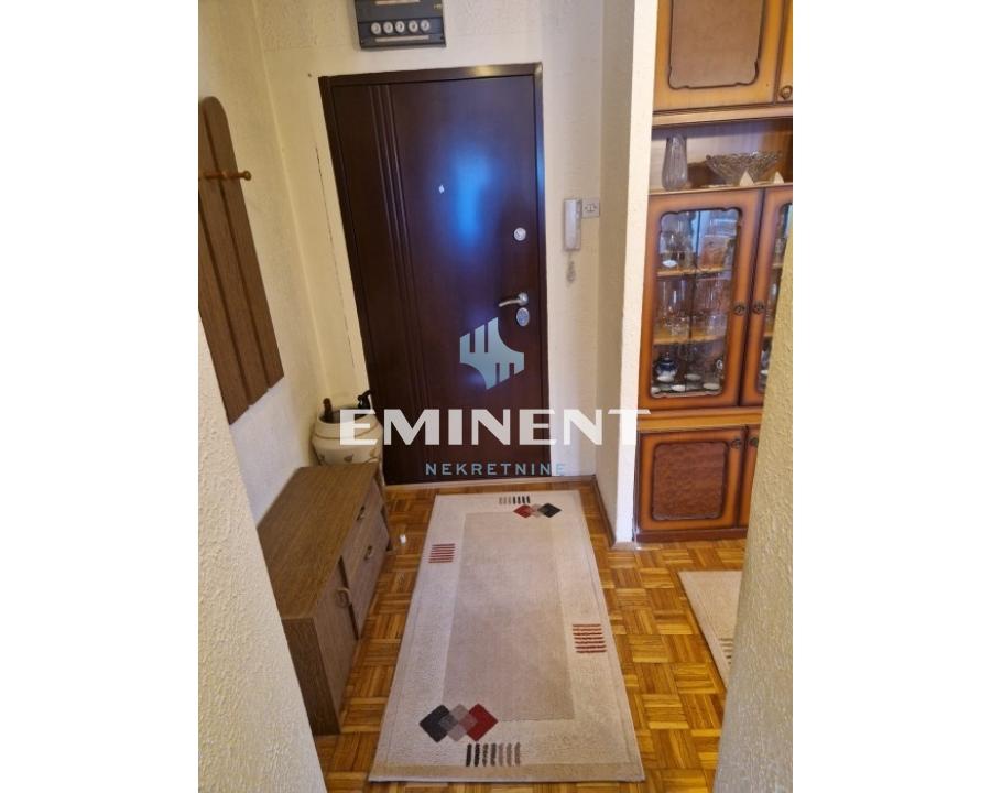 prodaja-nekretnina-BZr67QZ2w7 Stan Prodaja Beograd Žarkovo 55 m2