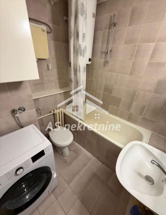 prodaja-nekretnina-bRbsmNOQUf Četvorosoban stan za izdavanje, Blok 72, Beograd, 93m², 1.000 €/mes