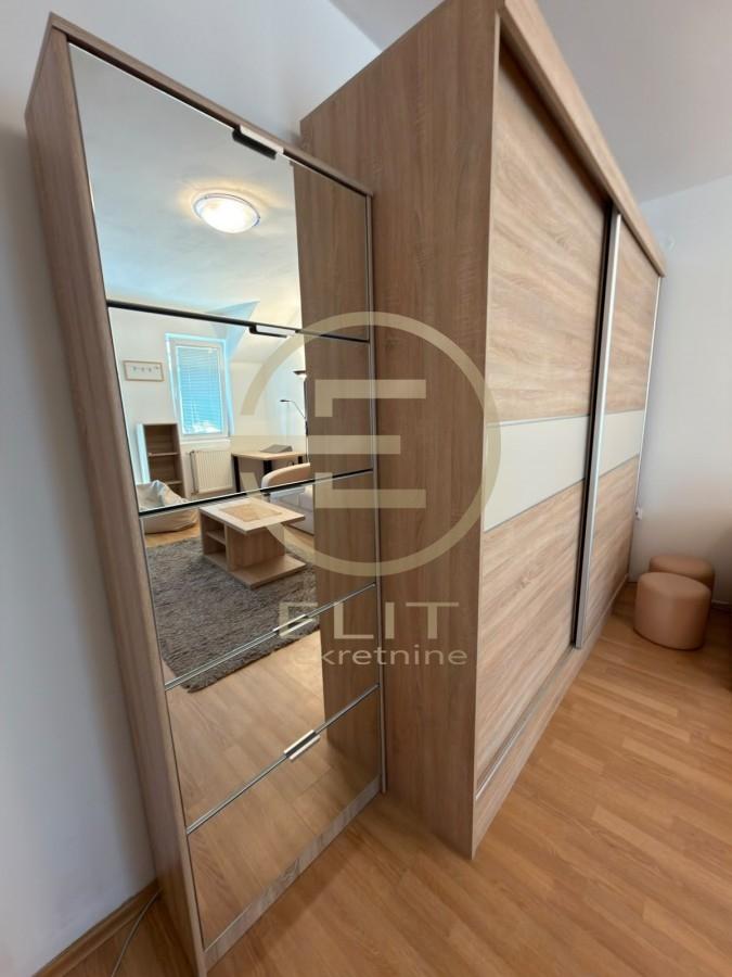 Jednosoban stan na prodaju, Socijalno, Novi Sad, 32m², 100.000 €