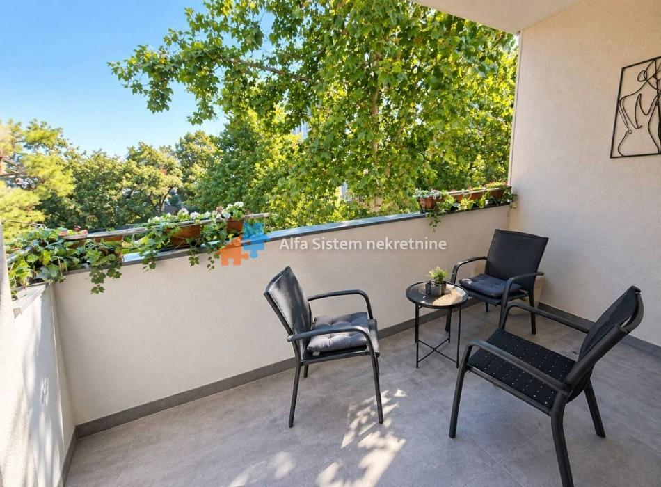Trosoban stan za izdavanje, Autokomanda, Beograd, 56m², 1.200 €/mes