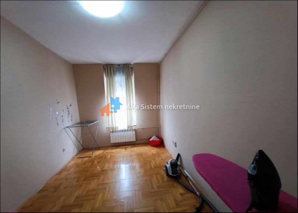 prodaja-stanova-aGj3UiAEp2 Četvorosoban stan za izdavanje, Denkova Bašta, Beograd, 100m², 1.000 €/mes