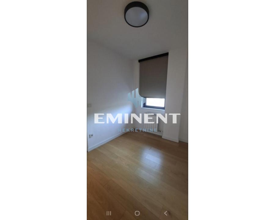 prodaja-stanova-beograd-Q9tCwEo6y0 Trosoban stan za izdavanje, Blok 65, Beograd, 60m², 1.100 €/mes