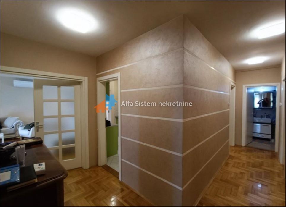 prodaja-stanova-beograd-bkqmQsmdJV Četvorosoban stan za izdavanje, Denkova Bašta, Beograd, 100m², 1.000 €/mes