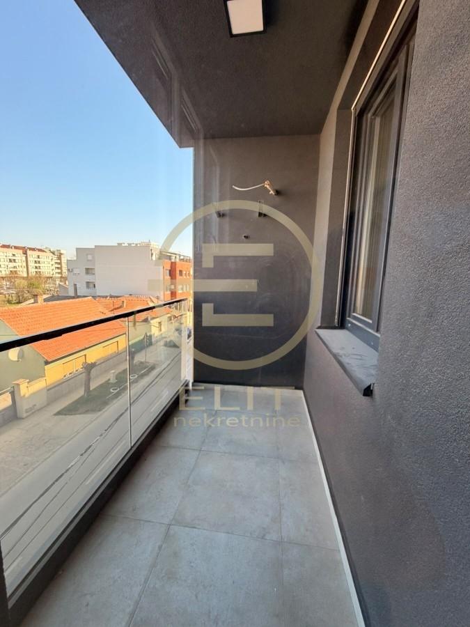 Trosoban stan na prodaju, Telep, Novi Sad, 65m², 179.000 €