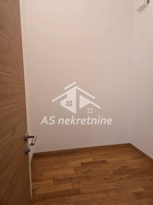 Stan Izdavanje Beograd Gornji Grad 102 m2