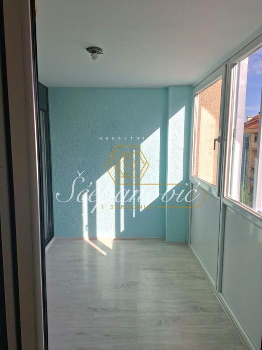 prodaja-stanova-mk1cTQ5hsj Trosoban stan za izdavanje, Bulevar Oslobođenja, Novi Sad, 88m², 650 €/mes
