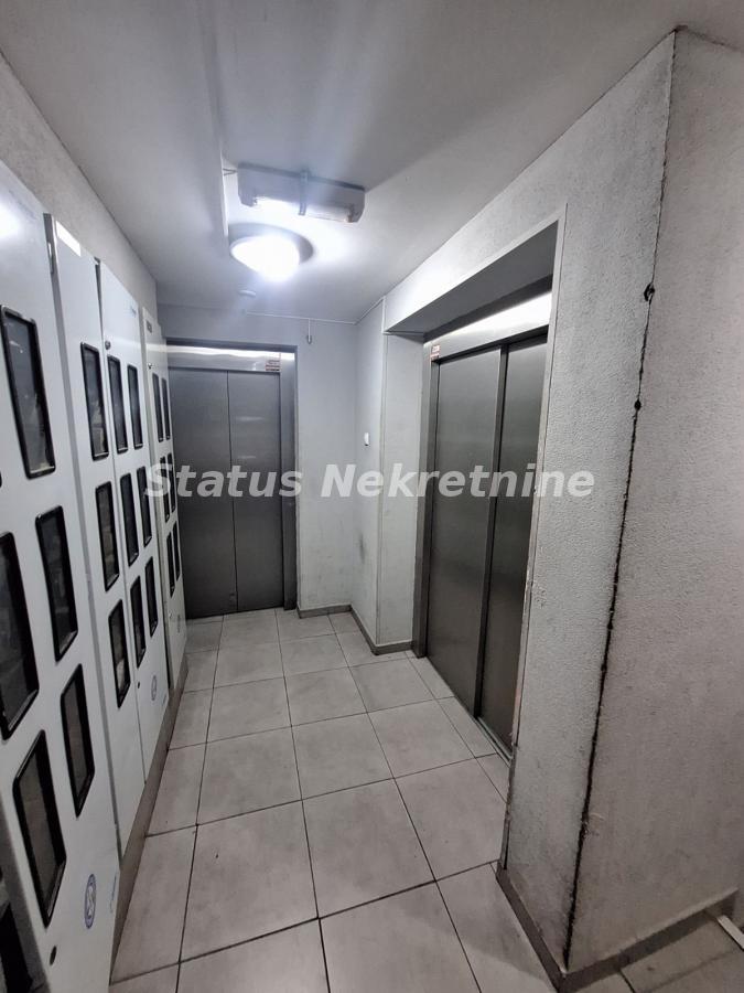 Garsonjera na prodaju, Bulevar Evrope, Novi Sad, 35m², 124.400 €